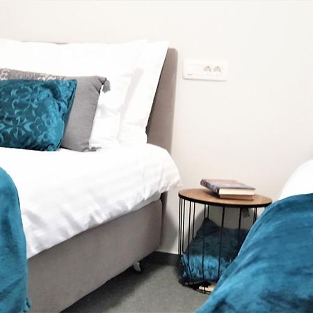 Smart Hostelスラヴォンスキ・ブロド エクステリア 写真