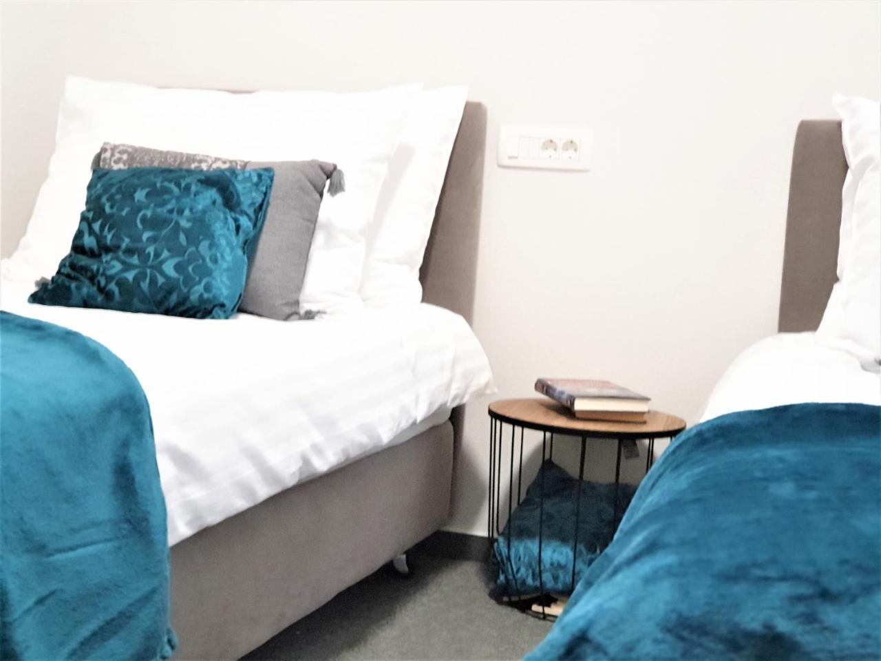 Smart Hostelスラヴォンスキ・ブロド エクステリア 写真